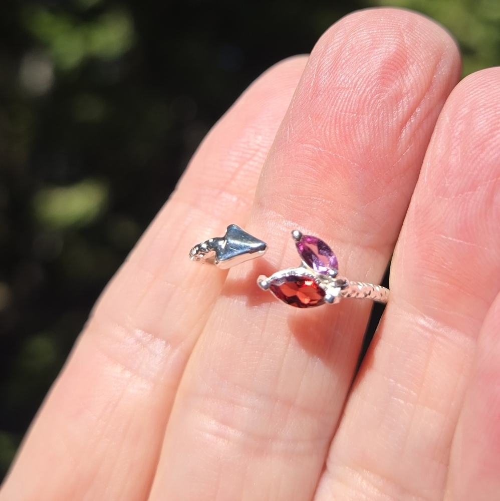 Garnet & Rhodolite Sterling & White Gold Ring Sz8 Adjustable - Picture 8 of 10